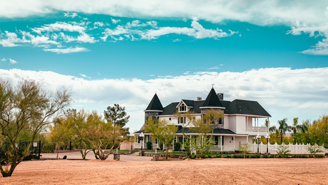 Don't fall for a fake foreclosure crisis — Arizona real estate